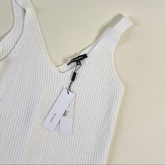 525 America Skater Vneck Ribbed Knit Tank Top in White Size XS NWT - Picture 4 of 8